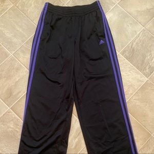 Medium Men’s Black and purple adidas sweatpants